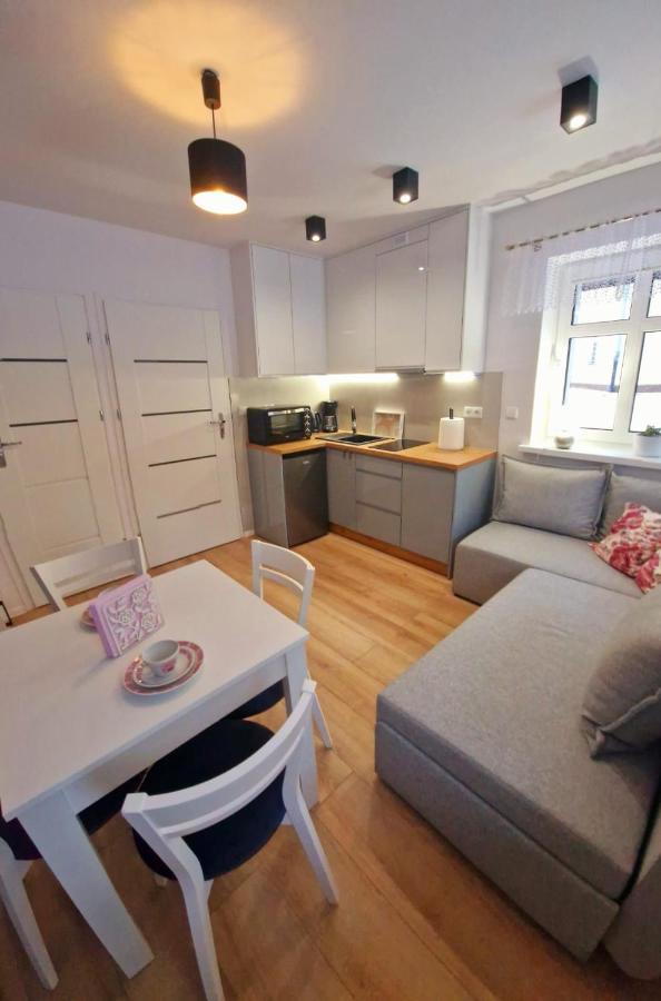 Apartament Przy Deptaku Jelenia Góra Extérieur photo